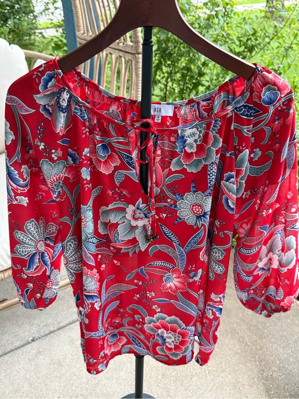 NSR Boho Red Floral Peasant Top with Blue & White Accents  3/4 sleeves Size M